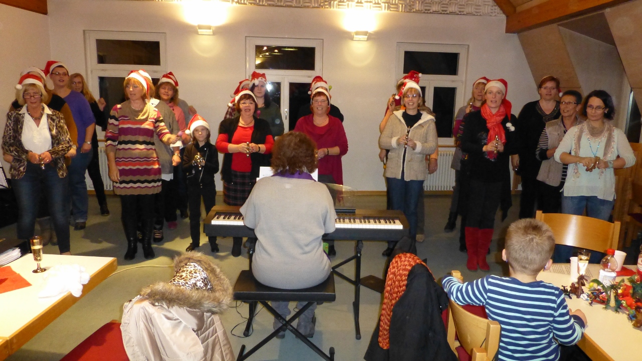 17.12.2013: Vorweihnachtliche Singstunde